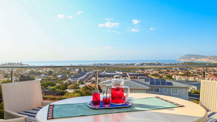 2 Bedroom Property for Sale in Robberg Ridge Western Cape